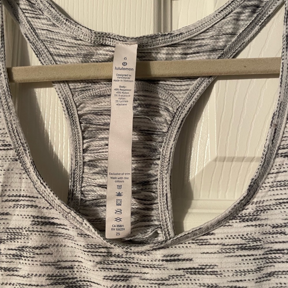 lululemon athletica Gray Space-Dye Racerback Tank - Picture 2 of 3